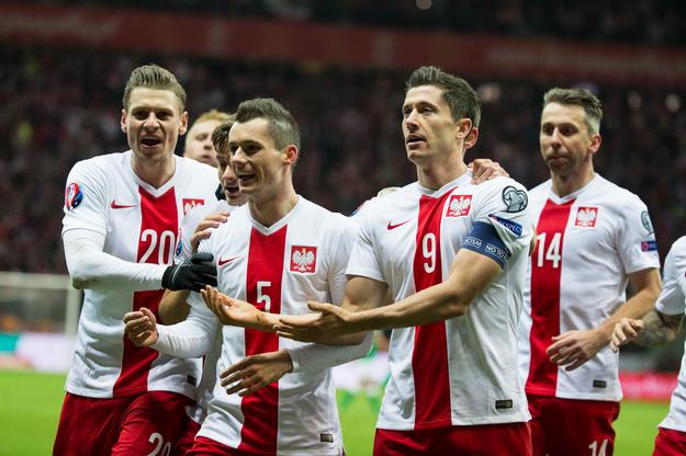 Polska - Szwajcaria - jak obstawiają bukmacherzy Typowanie meczów polska-szwajcaria-bukmacherzy